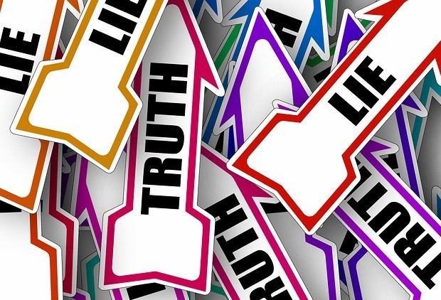 thumb_Lie2.jpg